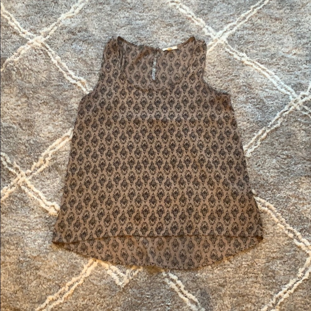 Pleione size medium blouse with clasp on back